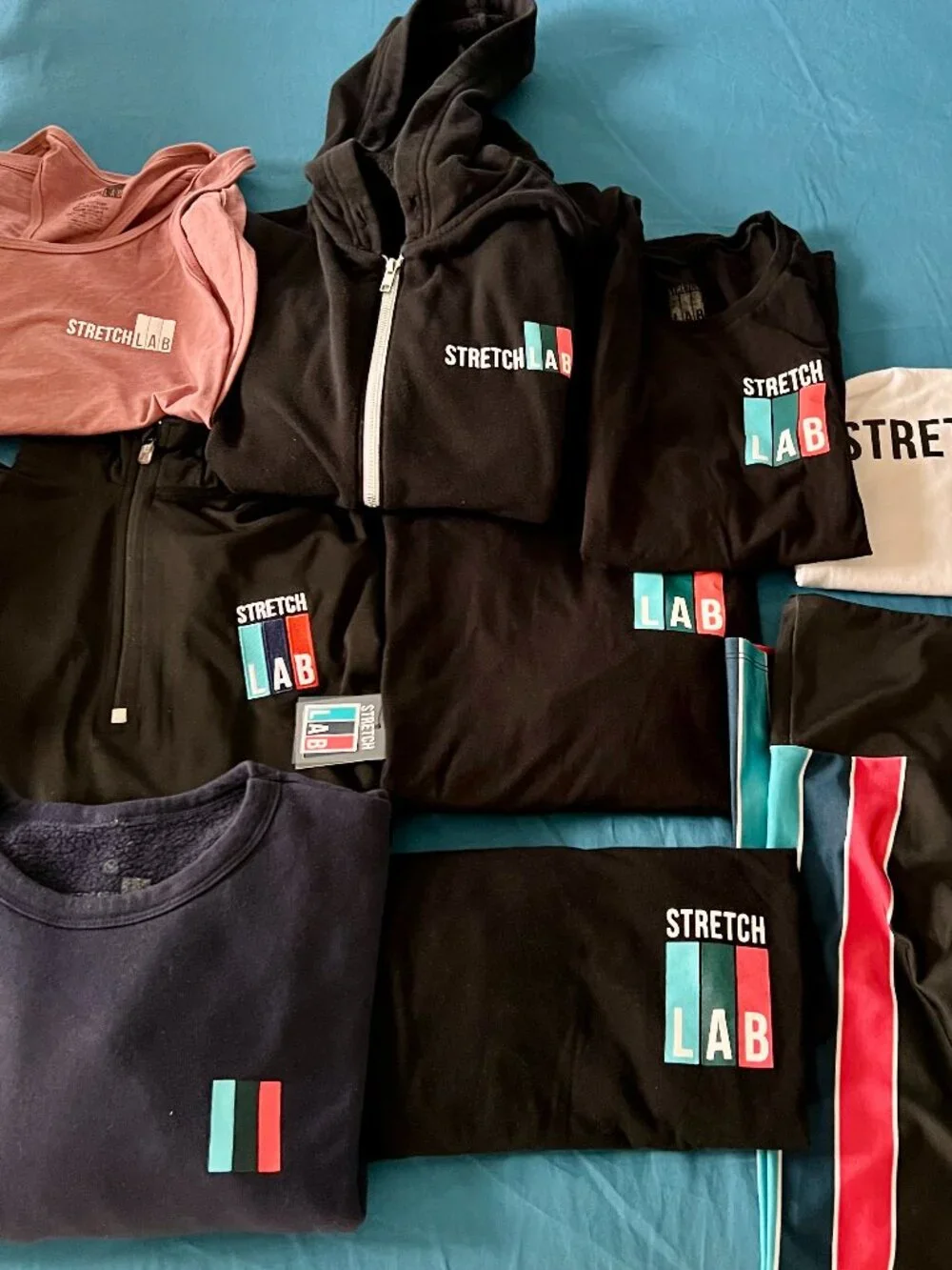 StretchLab Apparel Bundle - Picture 1 of 2